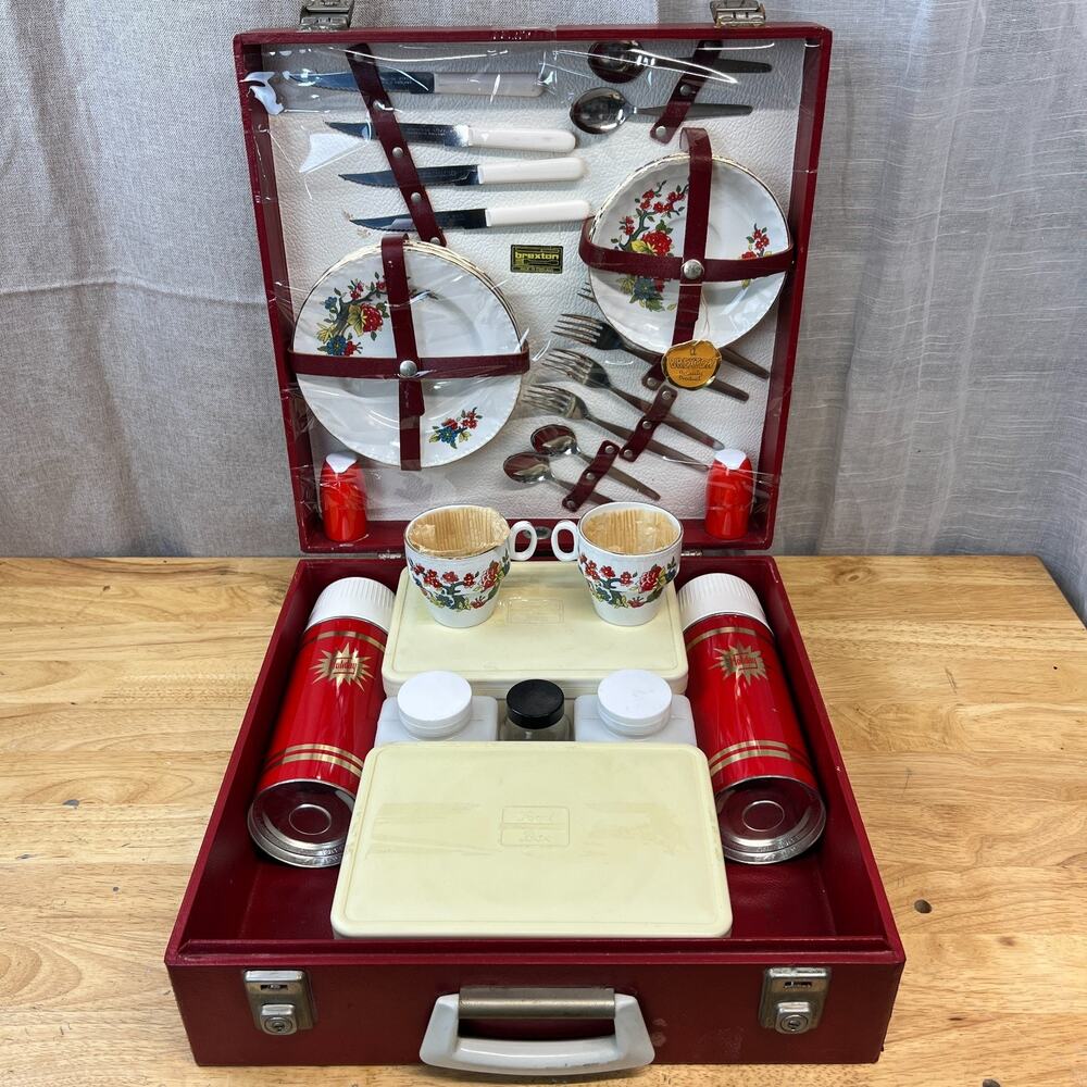 Vintage Brexton Red Picnic Hamper Set Tartan Thermos Service for 4 READ...